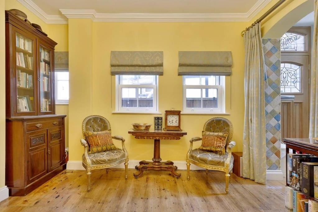 Windsor/Legoland/Ascot Charming 3Br Home In Centre Kültér fotó